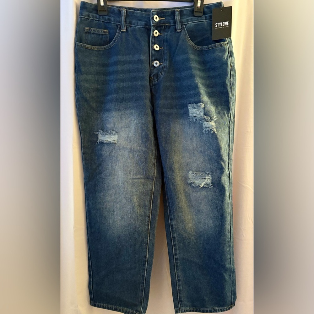 NWT STYLEWE Women’s Dark Denim Button-Fly Distressed Jeans; Size XL